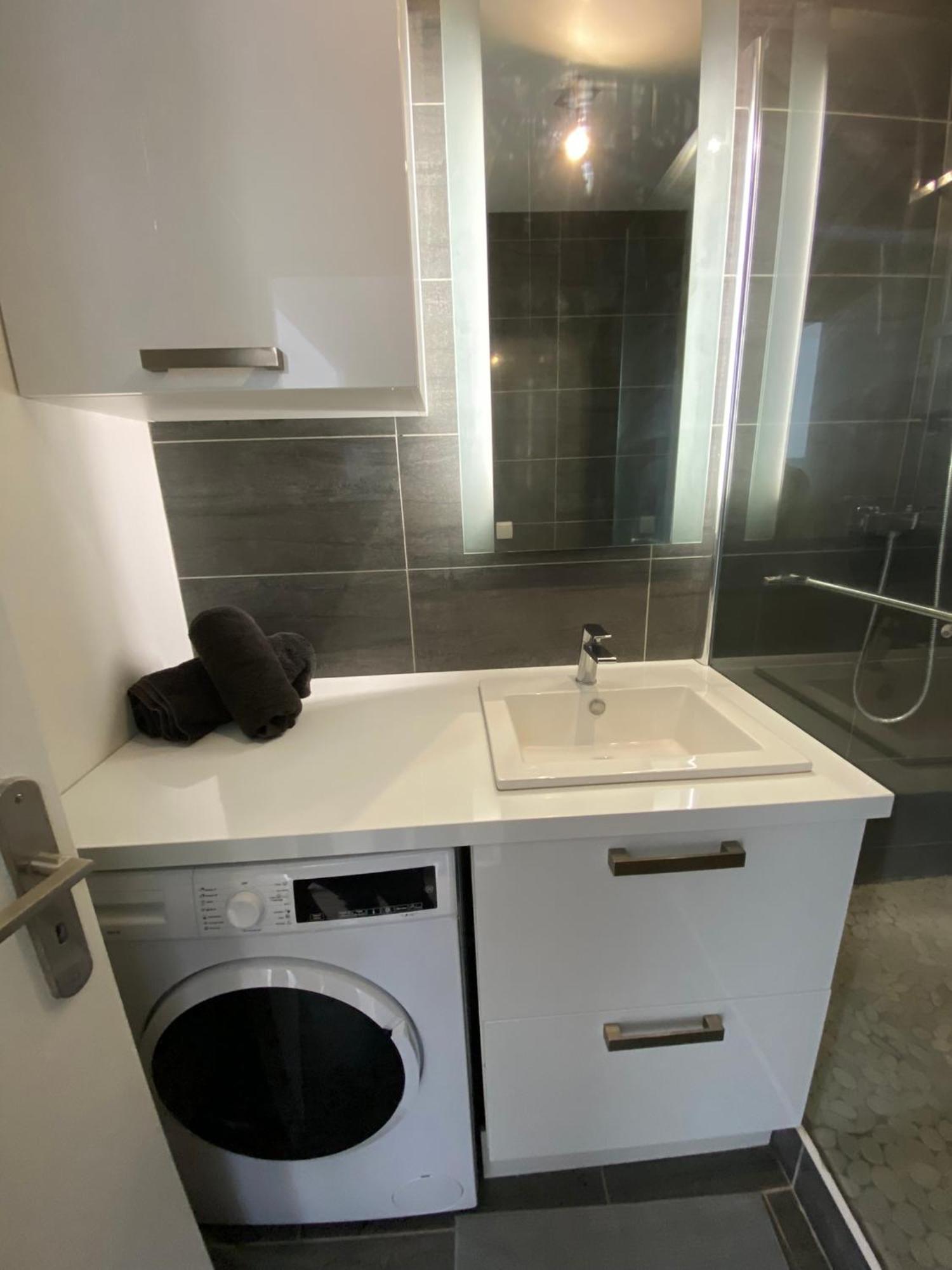 2 Chambres Hyper Centre Avec Place De Parking Et Wifi 阿棉 外观 照片