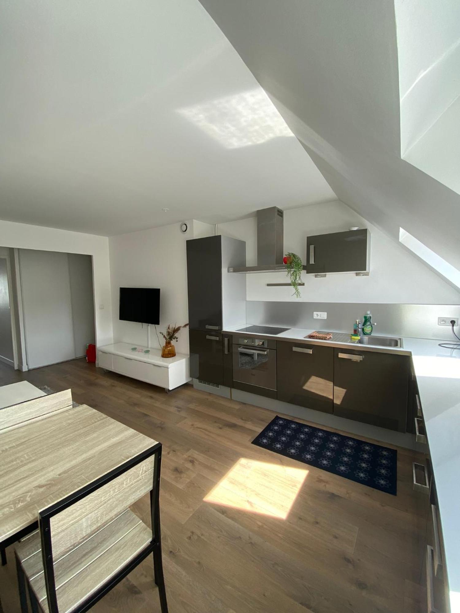 2 Chambres Hyper Centre Avec Place De Parking Et Wifi 阿棉 外观 照片